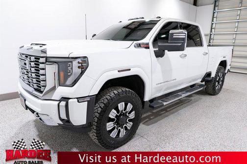 2024 GMC Sierra 2500 Denali