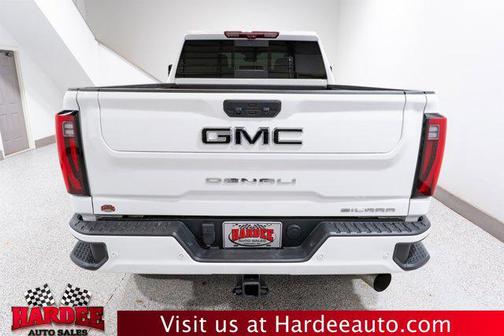 2024 GMC Sierra 2500 Denali