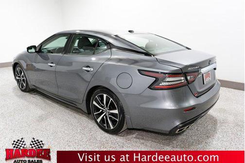 2023 Nissan Maxima SL