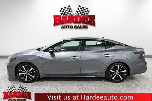 2023 Nissan Maxima SL