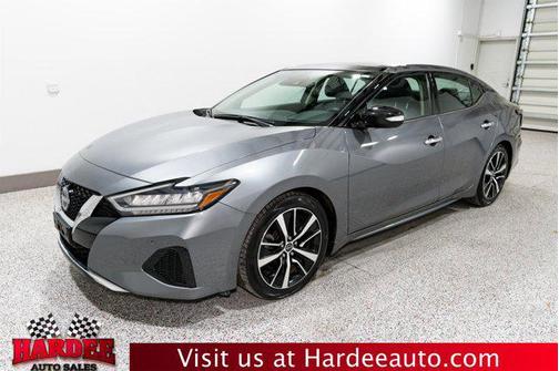 2023 Nissan Maxima SL