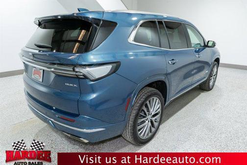 2025 Buick Enclave Avenir FWD