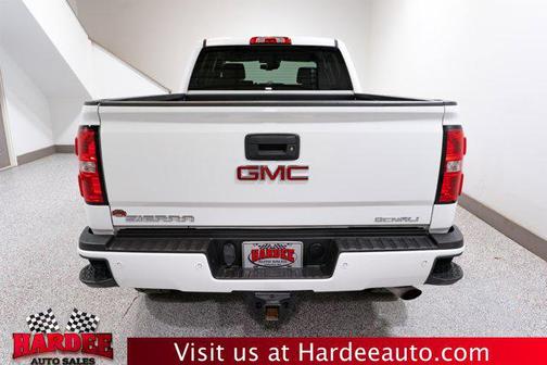 2017 GMC Sierra 2500 Denali