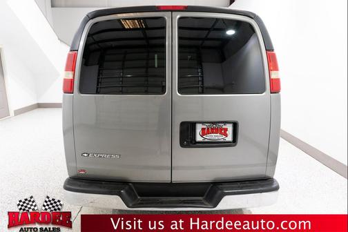Graystone Metallic 2008 Chevrolet Express 1500 Cargo