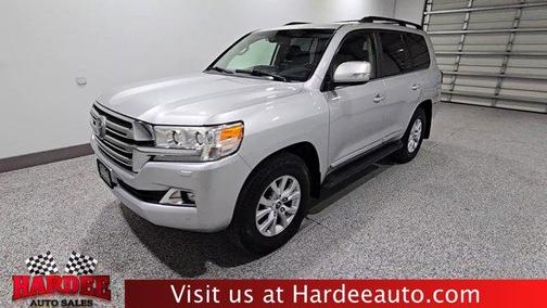 2016 Toyota Land Cruiser Base