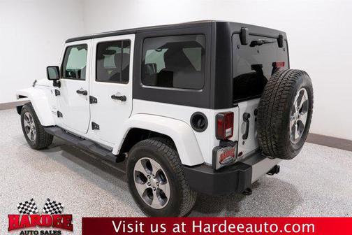 2017 Jeep Wrangler Unlimited Sahara