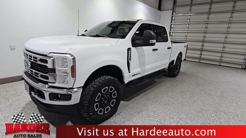 Oxford White 2024 Ford F-250 XLT