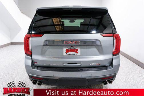 2023 GMC Yukon 4WD AT4