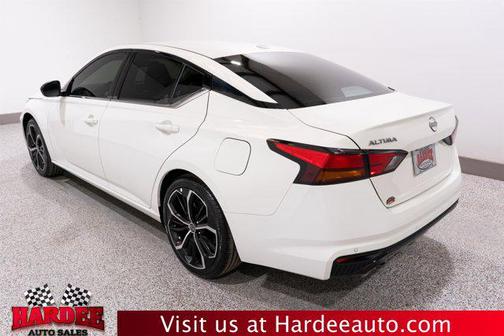 2025 Nissan Altima SR FWD