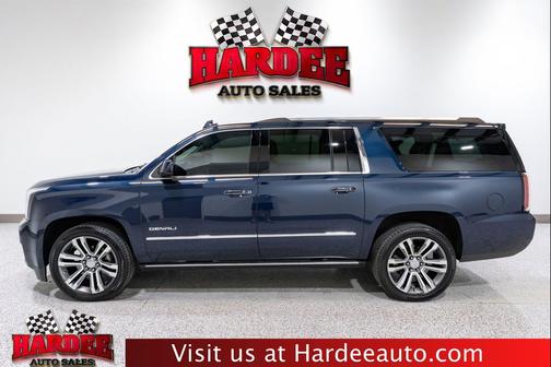 Dark Sapphire Blue Metallic 2019 GMC Yukon XL Denali
