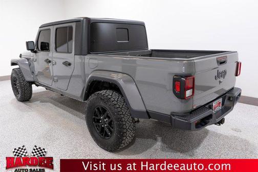 Sting-Gray Clearcoat 2022 Jeep Gladiator Sport S