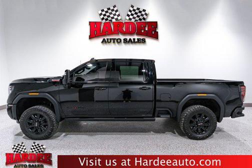 2024 GMC Sierra 2500 AT4