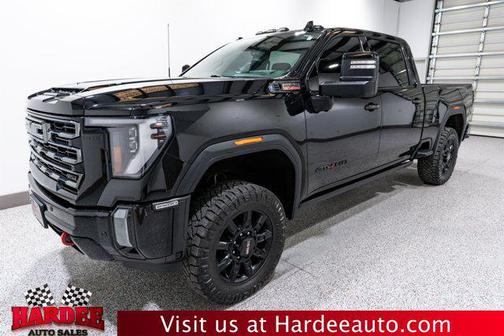 2024 GMC Sierra 2500 AT4