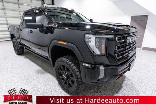 2024 GMC Sierra 2500 AT4