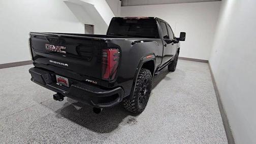 2024 GMC Sierra 2500 AT4