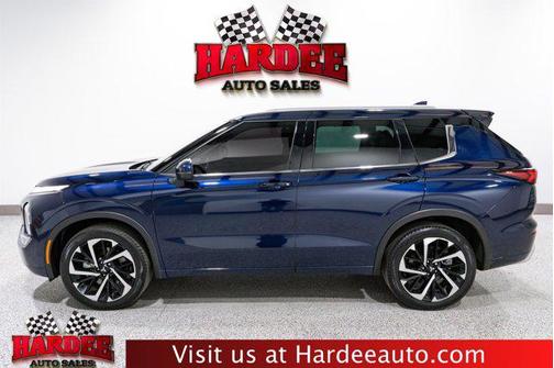 2023 Mitsubishi Outlander SEL