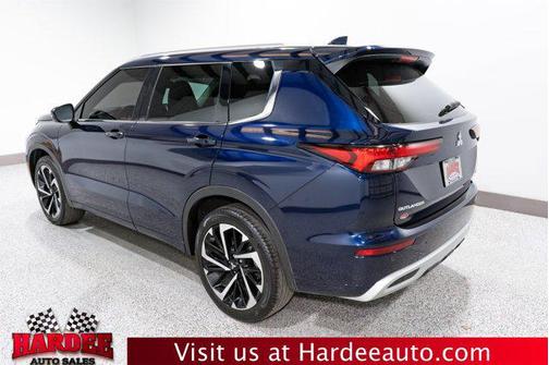 2023 Mitsubishi Outlander SEL