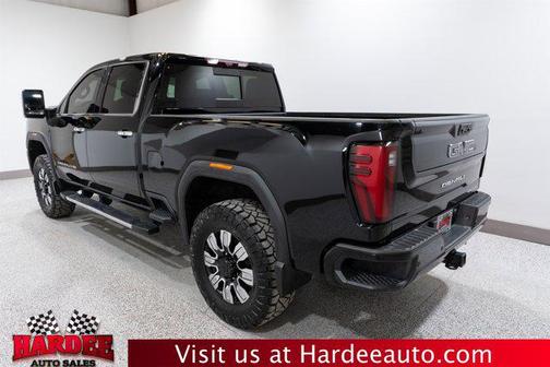 Onyx Black 2024 GMC Sierra 2500 Denali