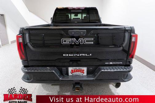 Onyx Black 2024 GMC Sierra 2500 Denali