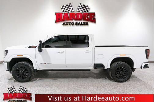 2024 GMC Sierra 2500 AT4