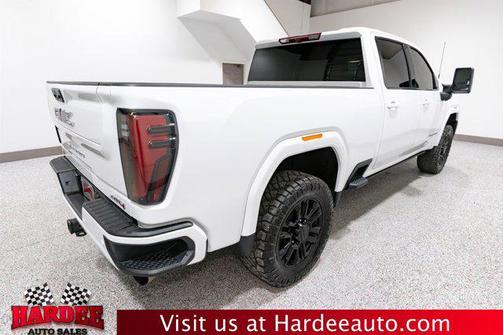 2024 GMC Sierra 2500 AT4