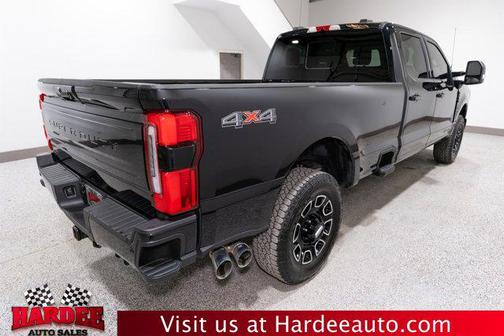 2025 Ford F-350 Platinum