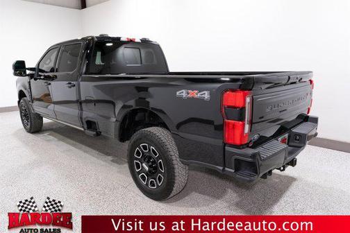 2025 Ford F-350 Platinum