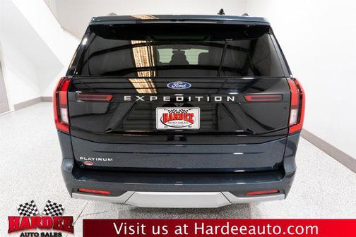 2025 Ford Expedition Platinum