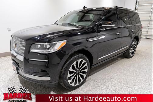 Infinite Black Metallic Clearcoat 2024 Lincoln Navigator Reserve