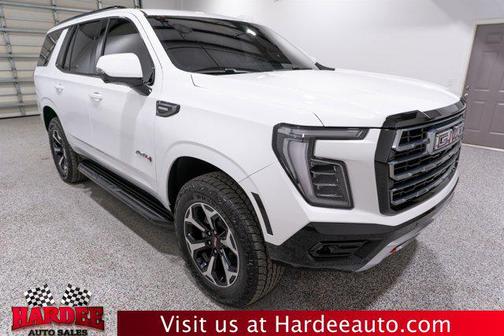 2025 GMC Yukon 4WD AT4