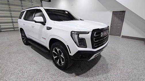 2025 GMC Yukon 4WD AT4