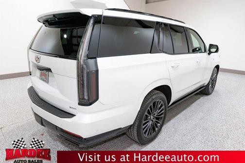 2025 Cadillac Escalade Sport Platinum