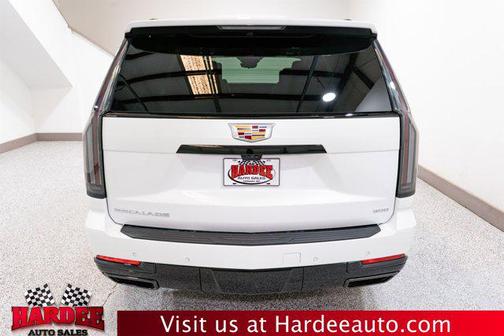 2025 Cadillac Escalade Sport Platinum