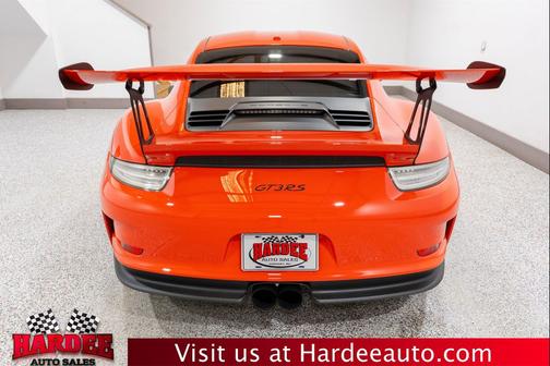 Lava Orange 2016 Porsche 911 GT3 RS