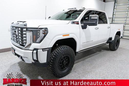 2024 GMC Sierra 2500 Denali
