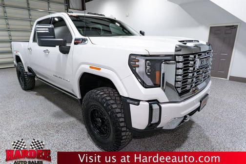 2024 GMC Sierra 2500 Denali