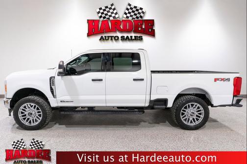 Oxford White 2023 Ford F-250 XLT