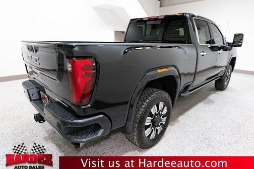 2025 GMC Sierra 2500 Denali