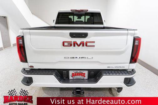 2025 GMC Sierra 2500 Denali