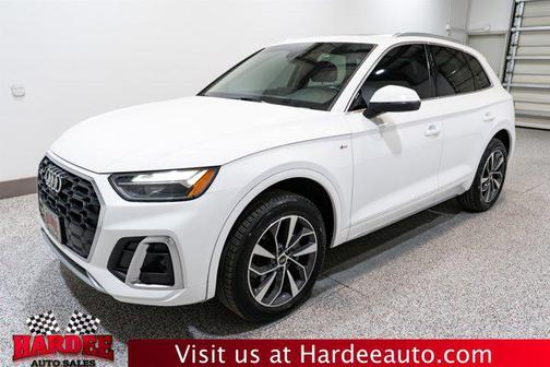 2022 Audi Q5 45 S line Premium Plus