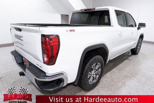 2023 GMC Sierra 1500 SLE