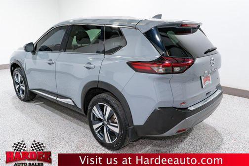 2021 Nissan Rogue SL