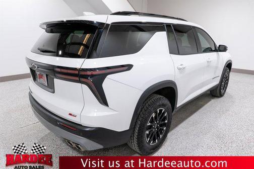 Summit White 2024 Chevrolet Traverse AWD Z71