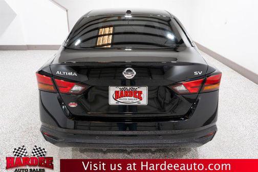 2022 Nissan Altima 2.5 SV