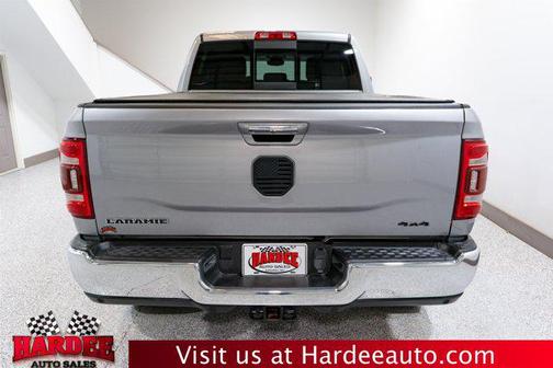 2022 RAM 2500 Laramie Crew Cab 4x4 6'4' Box