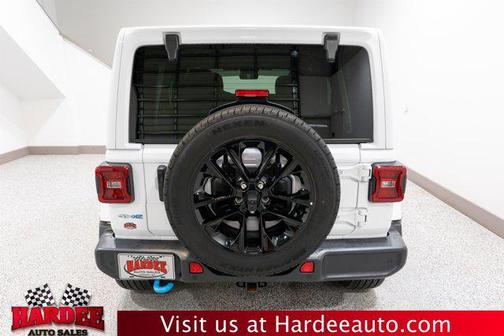 Bright White Clearcoat 2024 Jeep Wrangler 4xe Sahara