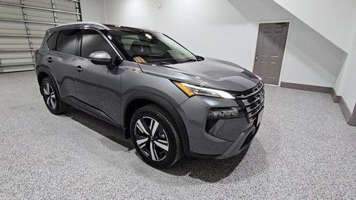 2024 Nissan Rogue SL