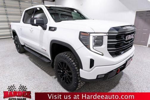 2024 GMC Sierra 1500 AT4