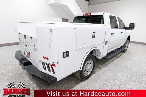 Bright White Clearcoat 2023 RAM 2500 Tradesman Crew Cab 4x4 6'4' Box