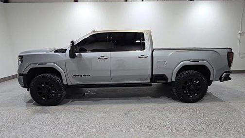 Sterling Metallic 2025 GMC Sierra 2500 AT4